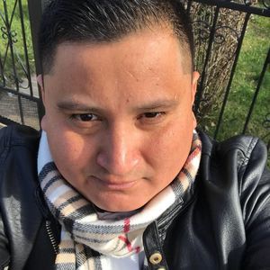 Meet your Posher, Christian